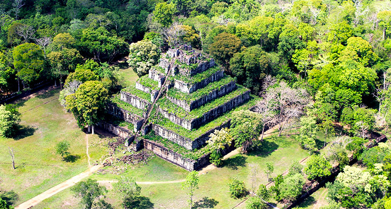 Pulling Artifacts from the Jungle using Full Waveform LiDAR